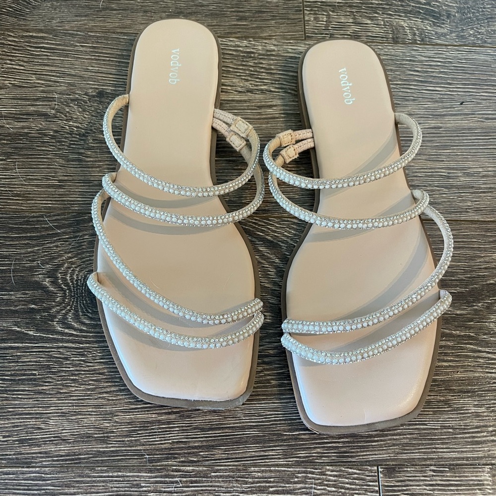 Elegant Women's Strappy Sandals